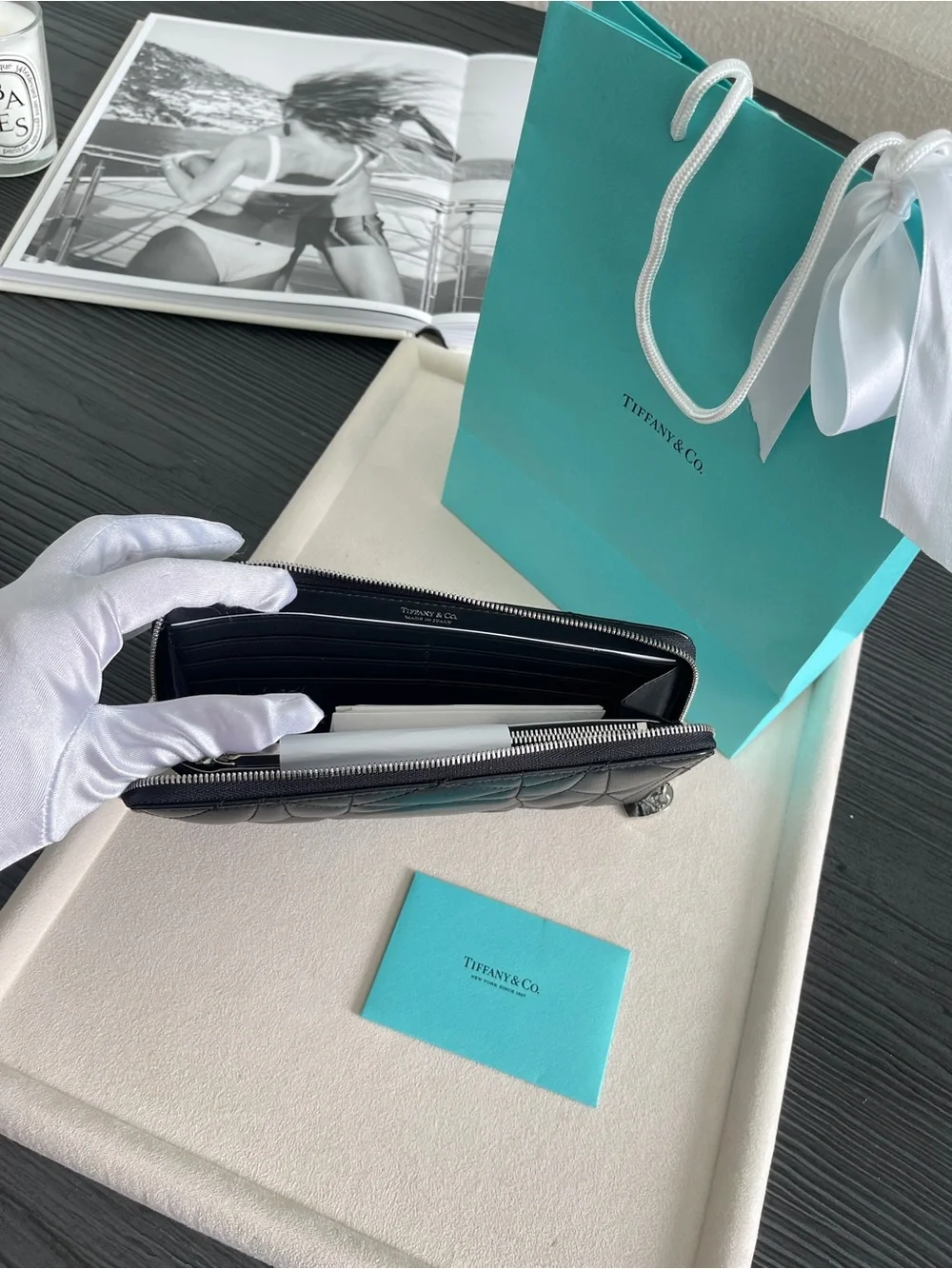 Tiffany & Co. Return to Tiffany Black Padded Lambskin Zip Around Wallet NWT $690